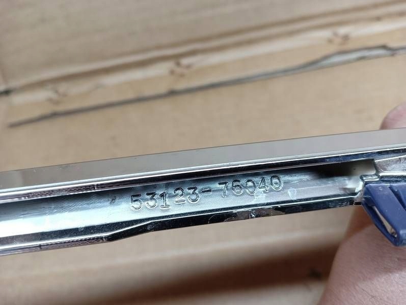 фото №10, M32 lexus ux 2018- хром решетка молдинг бампера перед 53123-76040