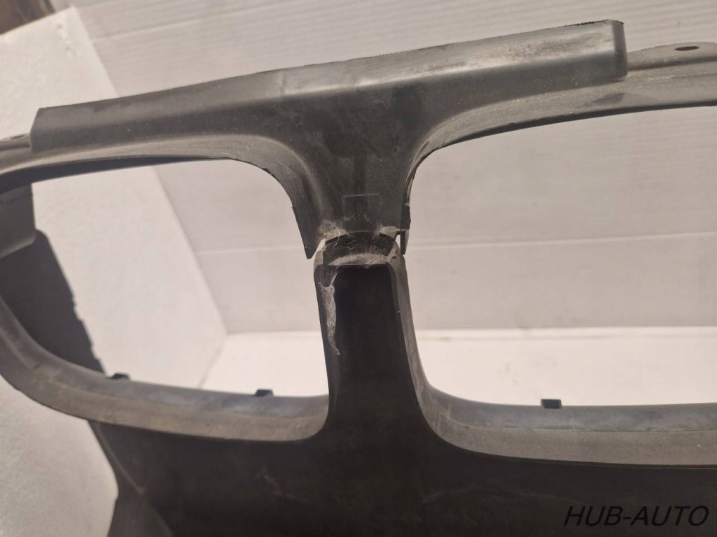 Купити Ремінь передній канал повітря впуск перед bmw 3 e46 51718202831