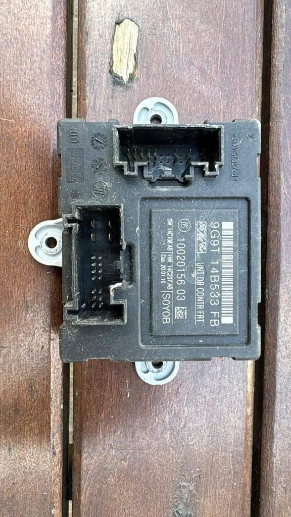 фото №1, Ford s-max модуль дверь между lift