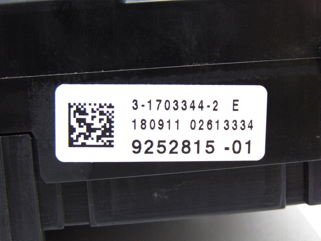 фото №10, Коробка предохранителей bmw 6 gran coupe f06 9252815 2012