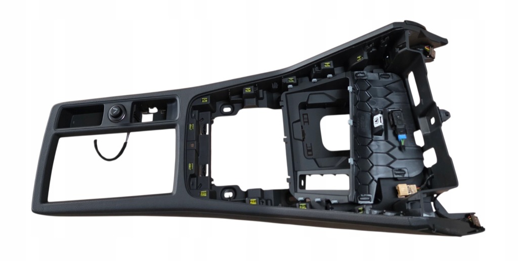 Купить Audi q3 2 рамка накладка туннель led как новая 83b863242