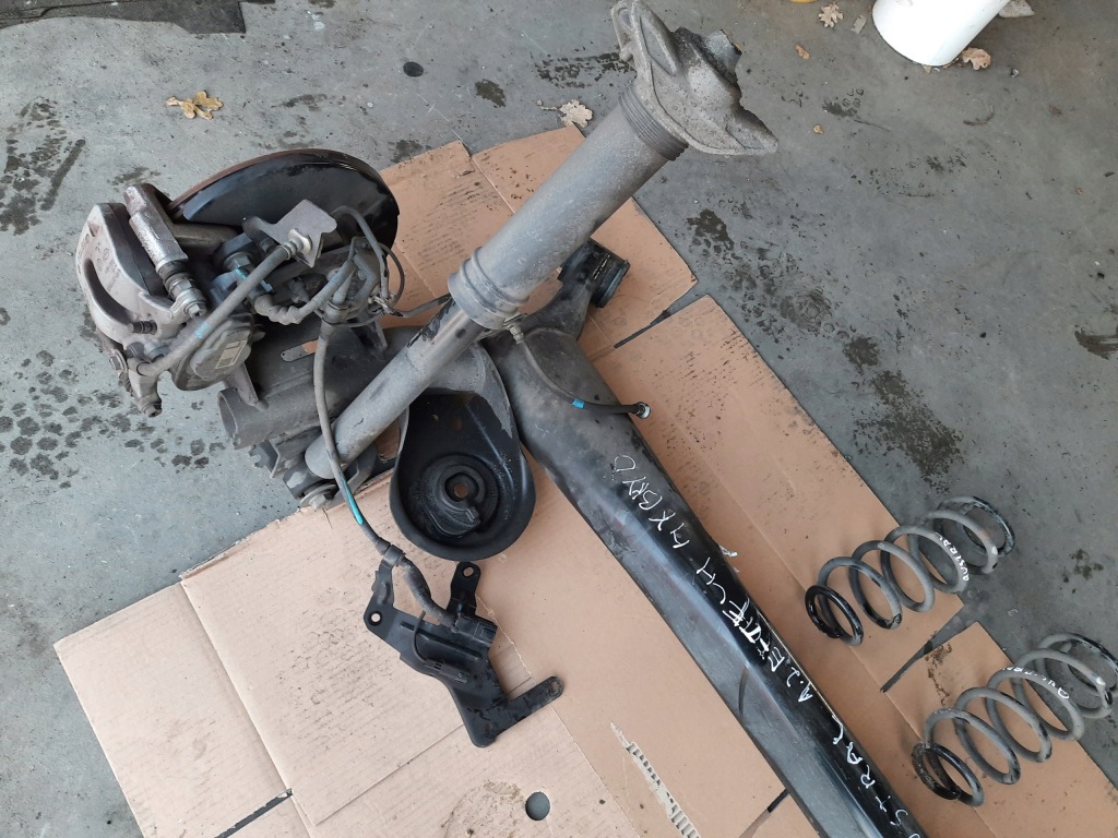 Renault austral 1.2 e-tech oś балка підвіска задня Доставка