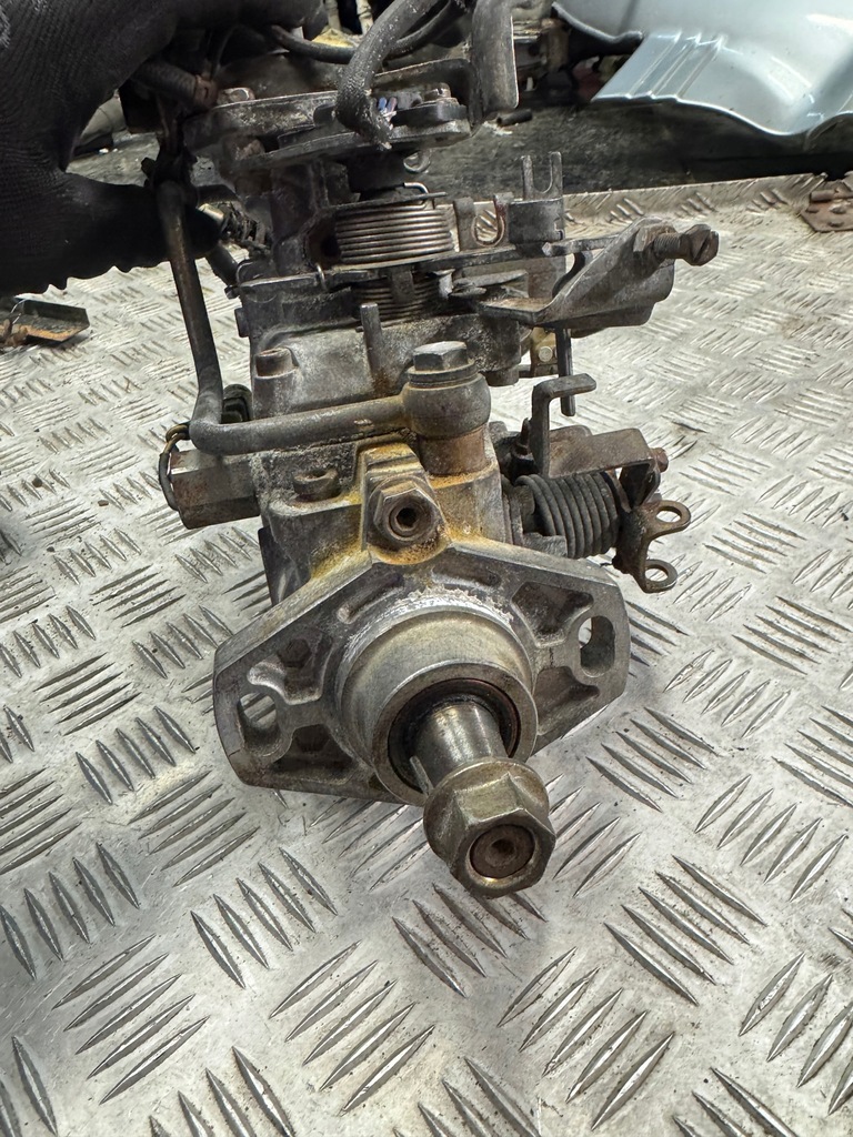 фото №8, Насос впрыскная md354508 1046458690 mitsubishi pajero 2 ii l200 2.5 td 4d56