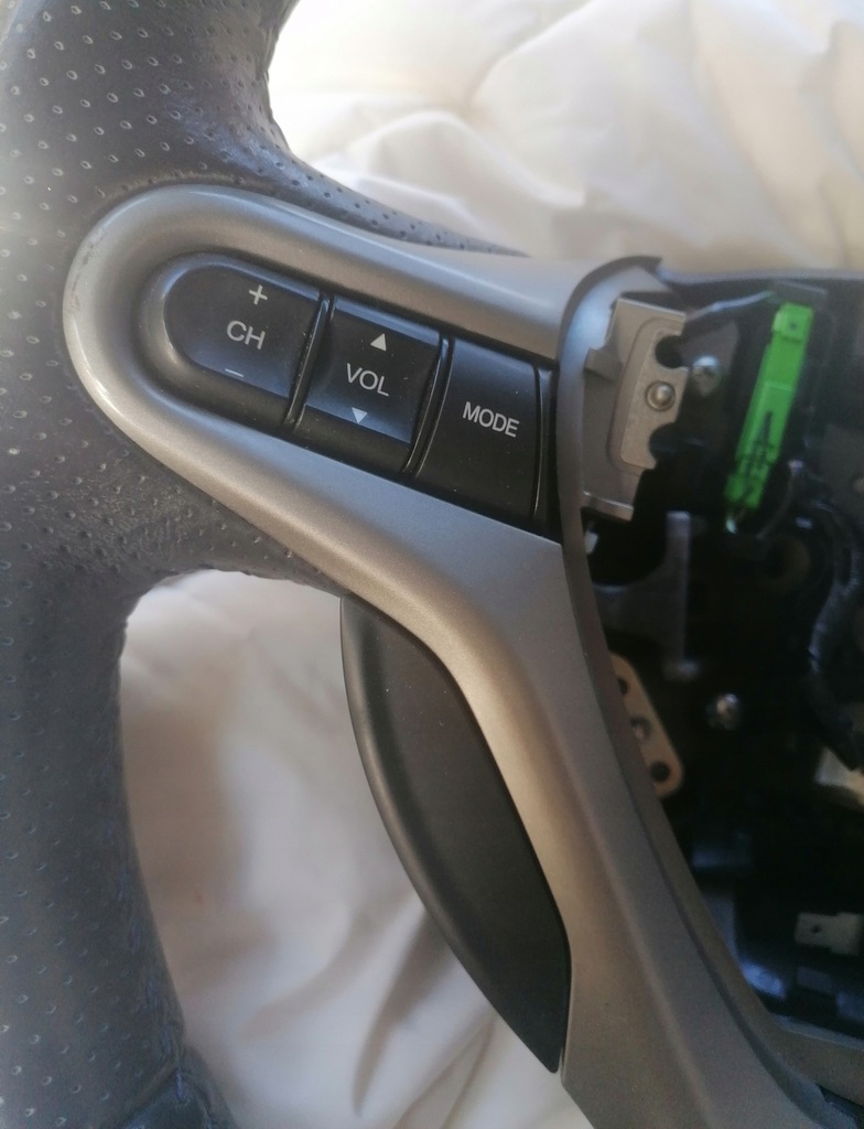 фото №12, Воздуховод кожа лепестки переключения автоматическая коробка передач состояние bdb оригинал honda jazz iii 2008-2014