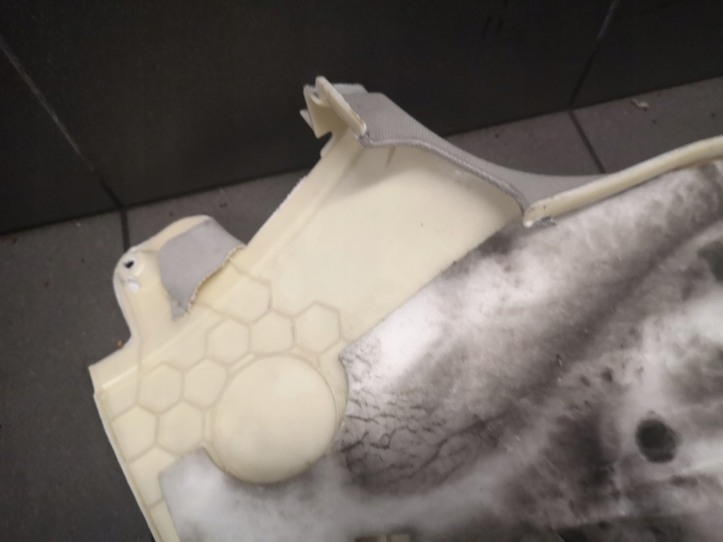 фото №15, Защита стойка потолочный audi a6 c6 4f9867245f