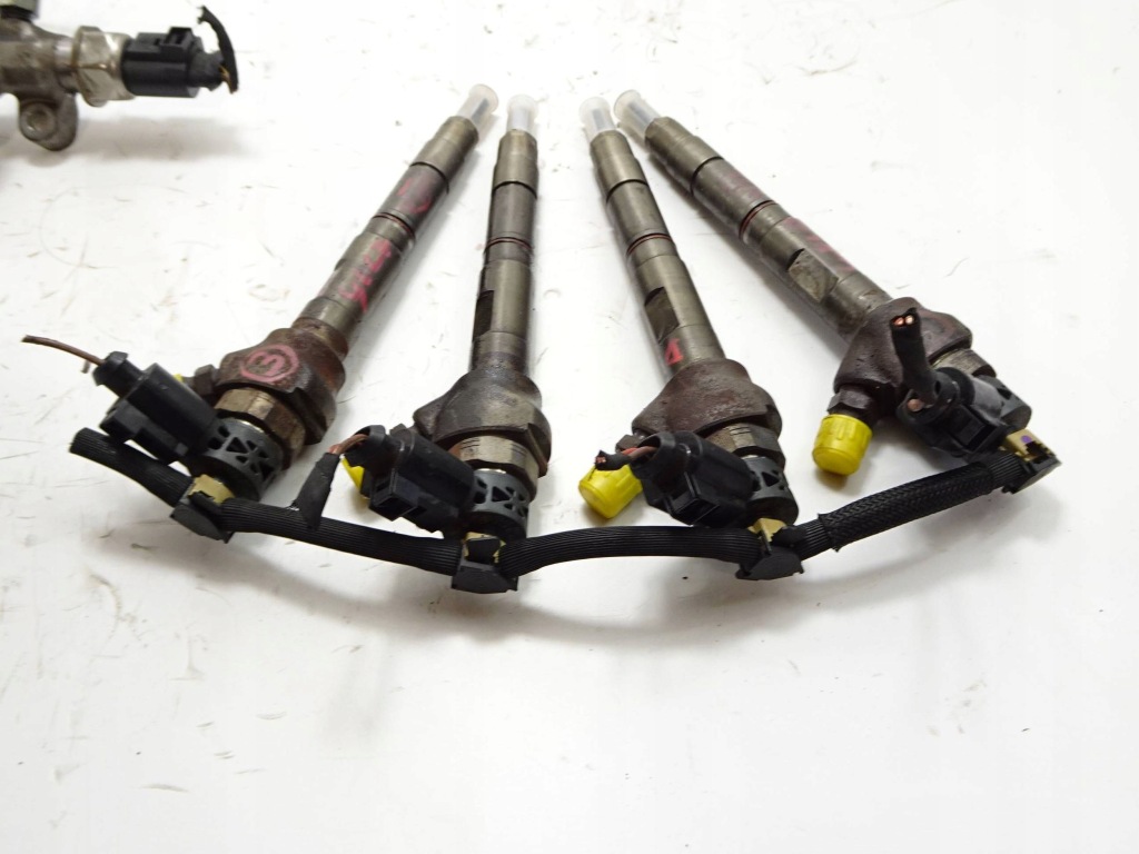 Форсунки насос набор комплект . vw golf vii octavia iii 1.6 tdi 105 km clh Доставка