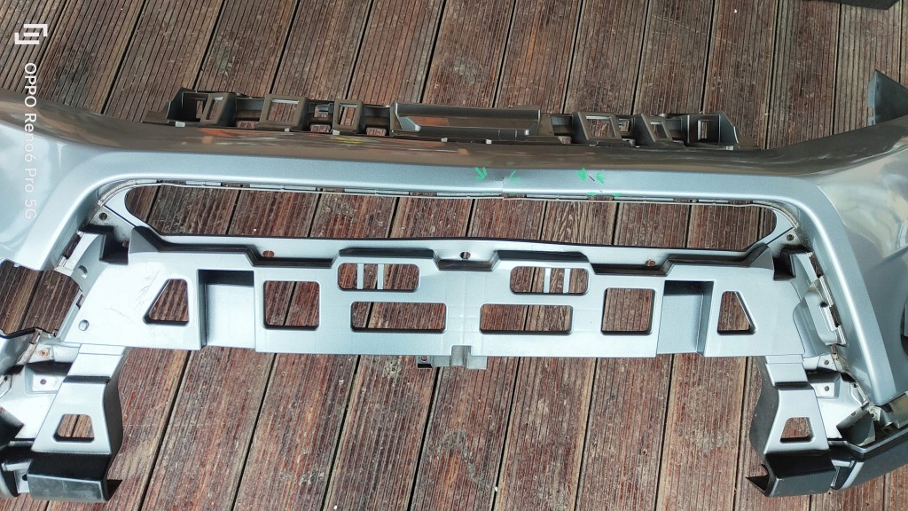 Suzuki vitara 3 iii lift бампер перед 71711-86r в Україні
