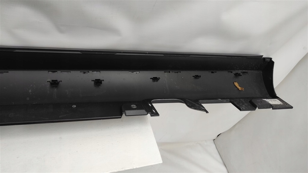 фото №9, Молдинг порог правая mercedes e 213 amg карбон