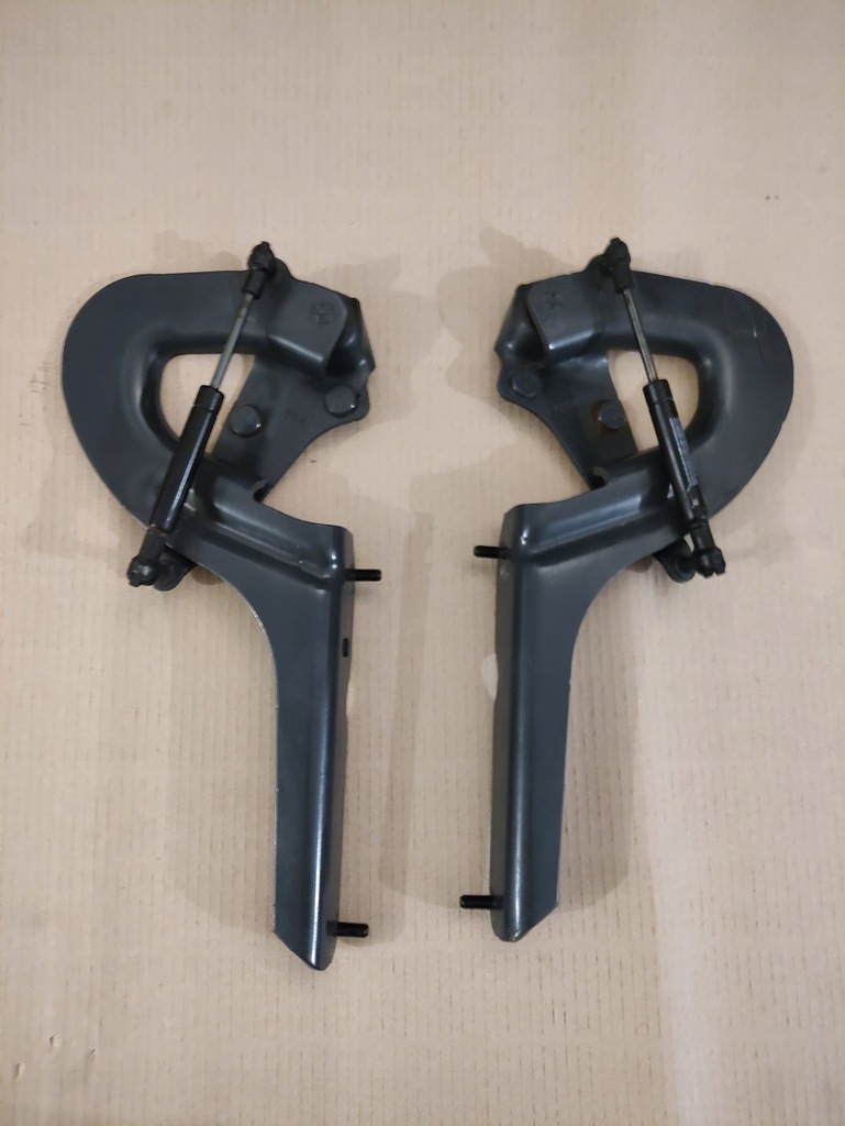 фото №1, Петля нижний решётка scania ngs 2650885 2650884