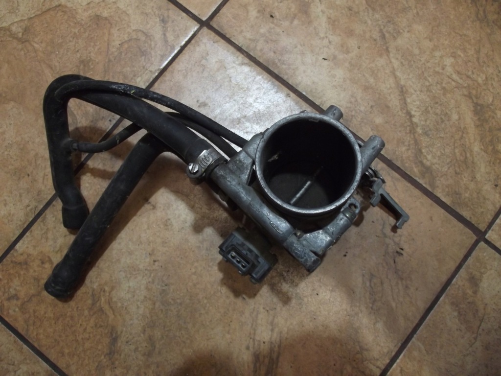 Купити Bmw e36 1.6 1.8 дросельна заслінка 1734771