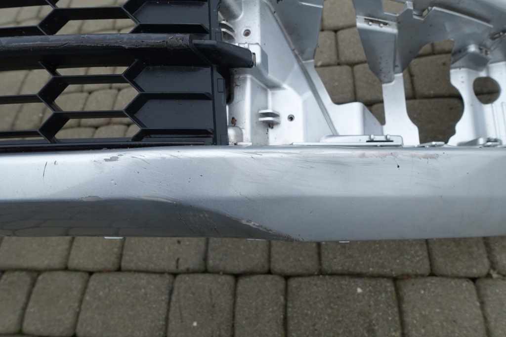 фото №4, Skoda rapid бампер передний серебряный решётка оригинал