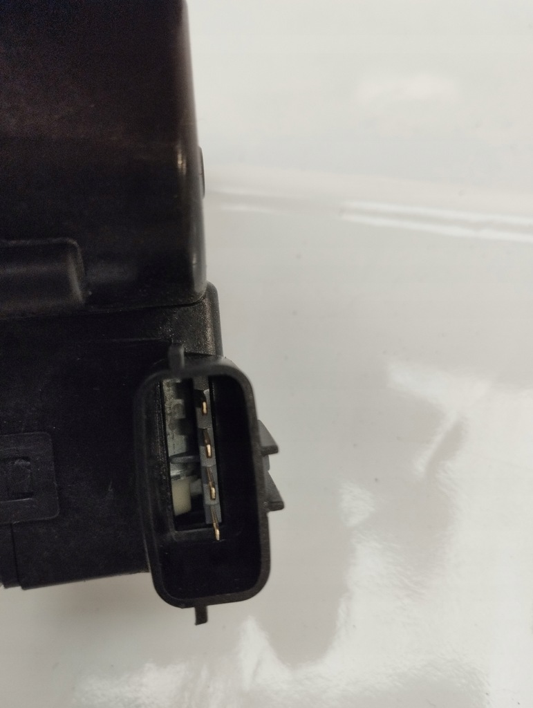 фото №9, Hyundai ix35 замок кришки багажника 81230-2s000