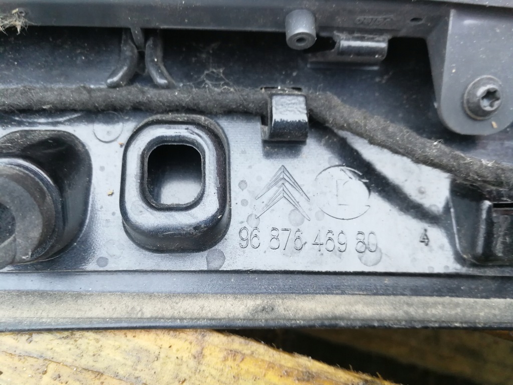 фото №7, Спойлер крышки задний citroen ds5