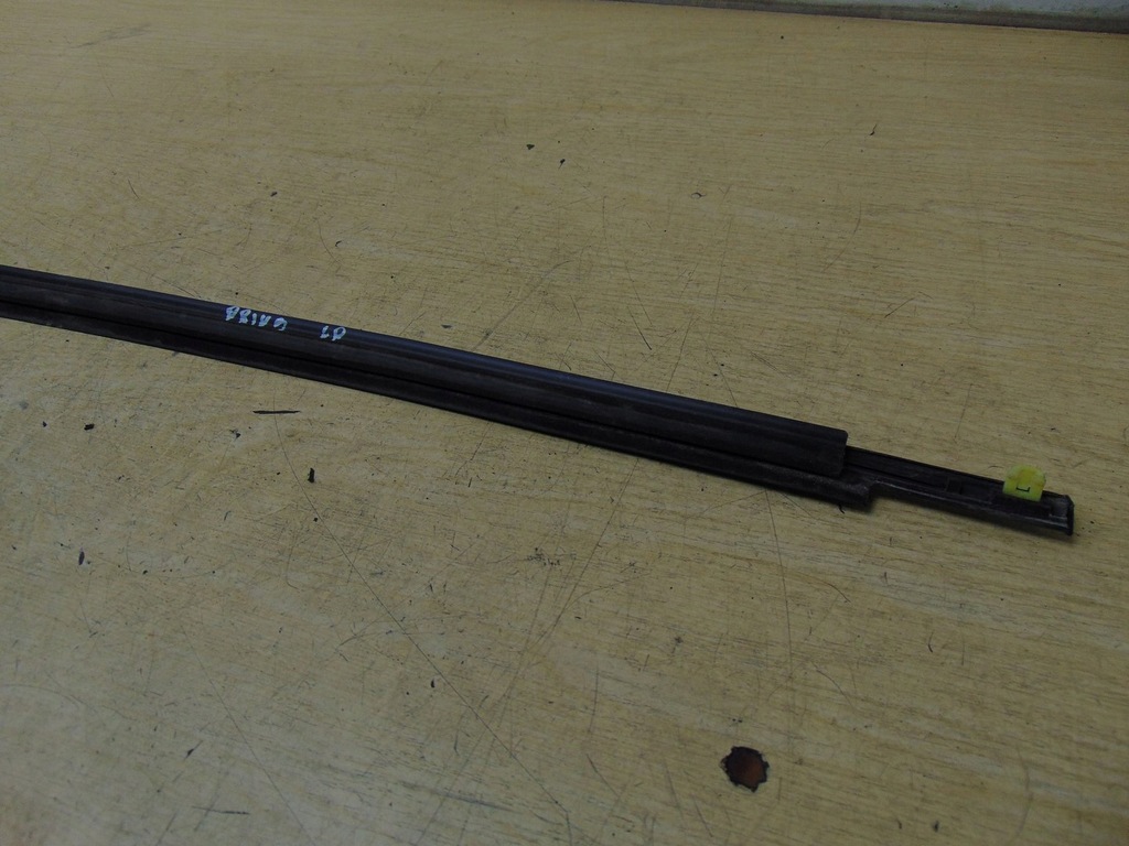 фото №11, Молдинг ущільнювач лівий перед toyota prius ii 2002-