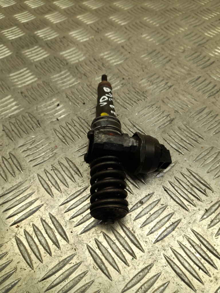 Купити Інжектор audi a4 2004 0414720229