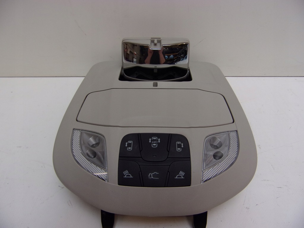 фото №3, Chrysler pacifica 16- лампа стельовий 6es94pd2ac