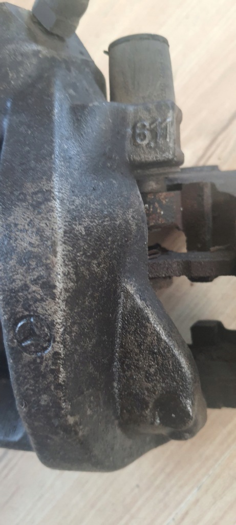 Суппорт левый задний  mercedes s kl w221 в Украине