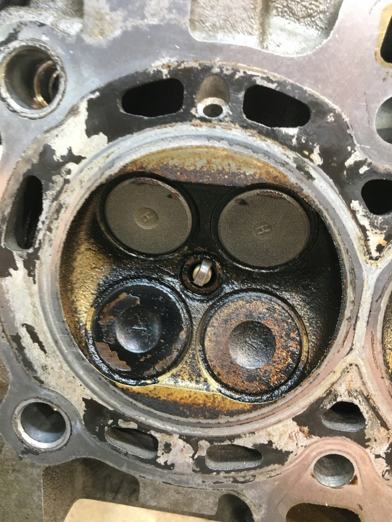 фото №11, Головка цилиндров валы fusion 1.4 16v fxja 1n1g6090c2c