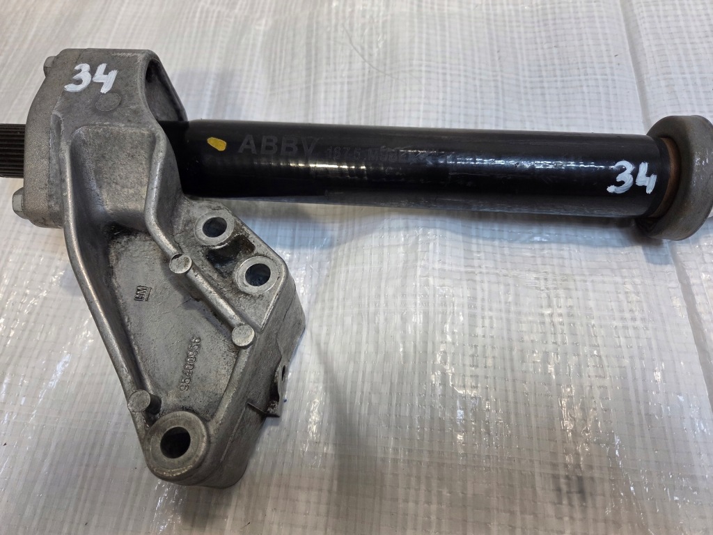 Підпора піввісь правої opel insignia a 1.6 cdti автоматична коробка передач abbv 13451113 в Україні