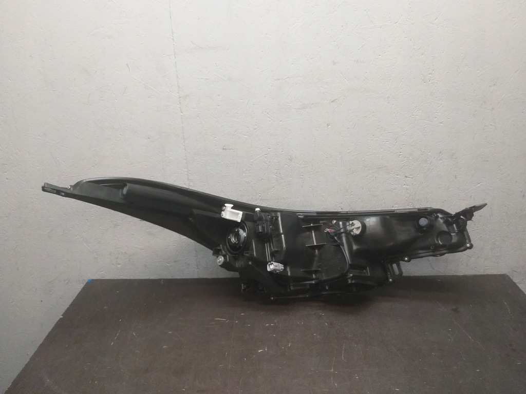 фото №10, Лампа лампи перед права ліва toyota chr лінза led 81110-f5031-00