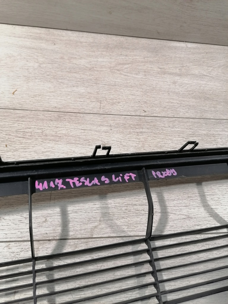 фото №14, Tesla s lift решітка середня перед 1058022-00-b