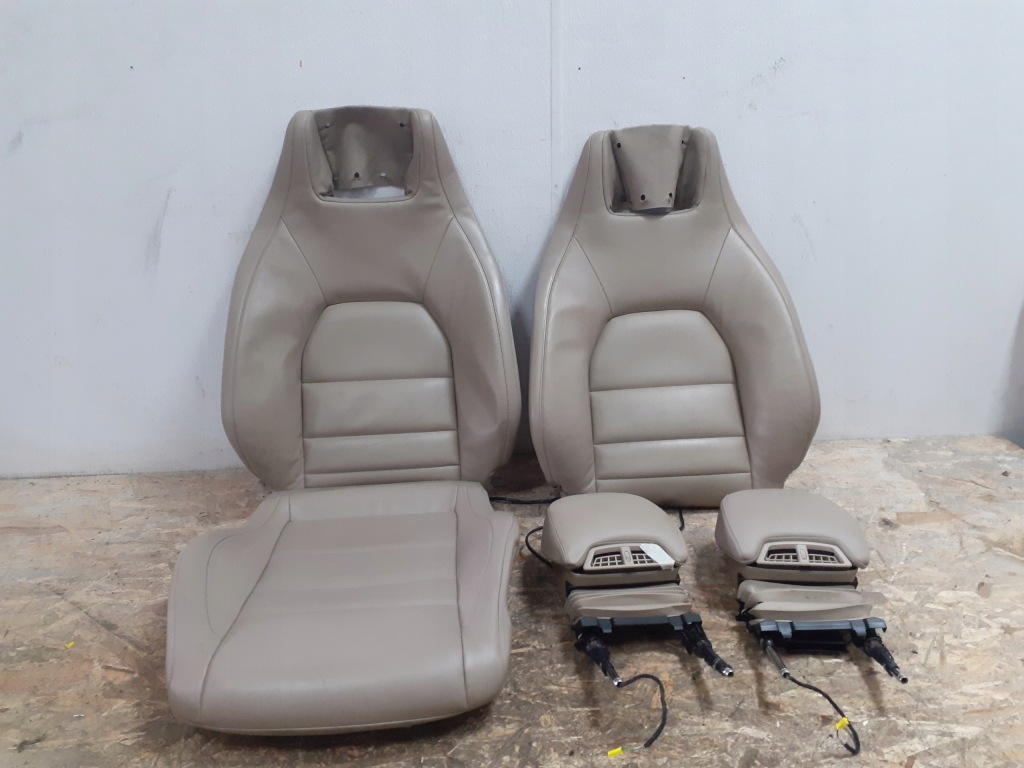 фото №1, Mercedes e-kl w207 cabrio обшивка сиденье подголовник