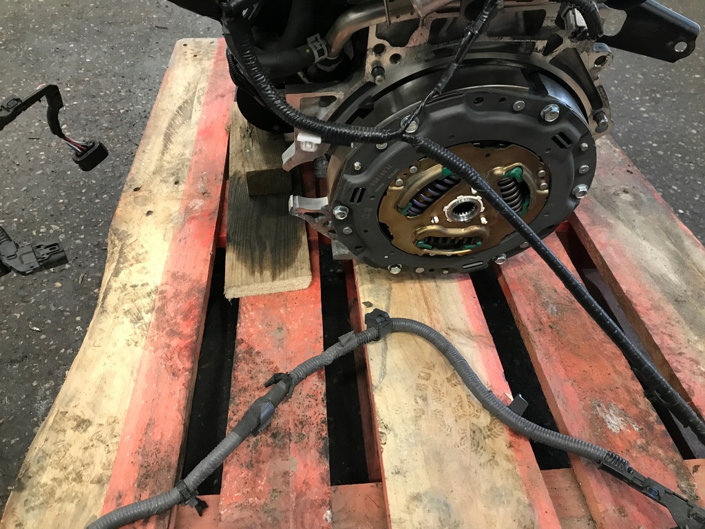 фото №6, Toyota c-hr двигатель 1.8 hybrid 2zr