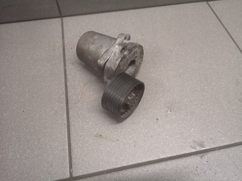 фото №1, Натяжитель ремень клиновой bmw 7 f01 3.0d