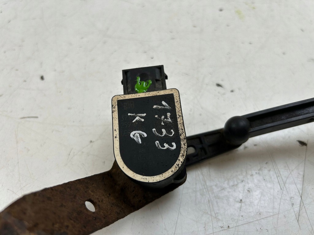 фото №6, 2014 bmw 3 f30 f35 f31 датчик подвеска пневматический задняя