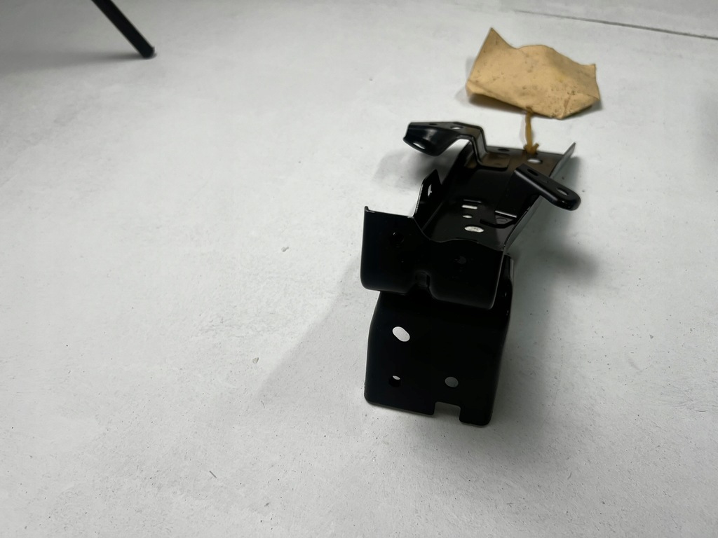 фото №10, Mazda 6 iii gj 2012 - кронштейн кронштейн крыла перед левый ghp9-52-240d