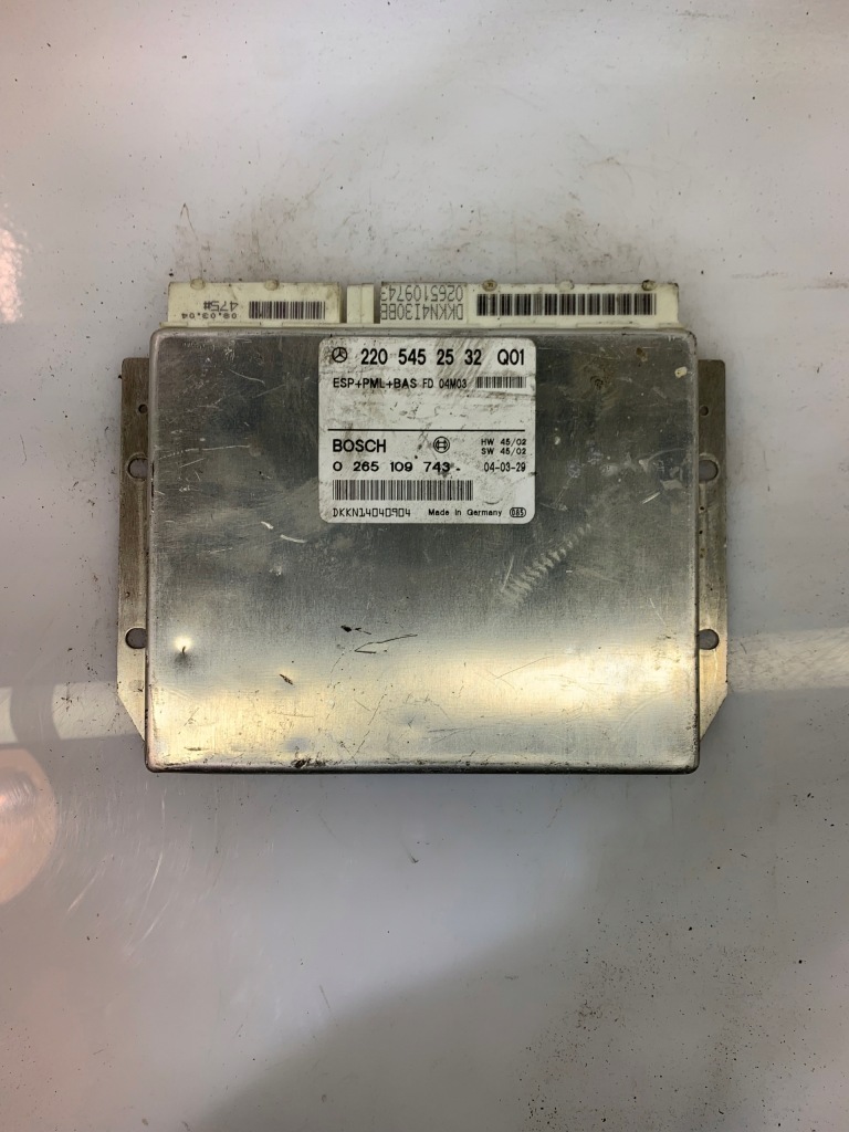 фото №1, Бортовой компьютер двигателя mercedes 2205452532