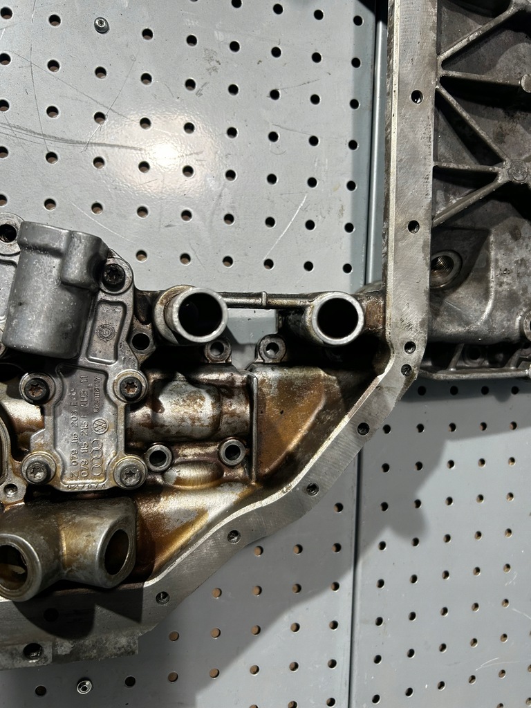 фото №4, Audi rs4 a6 a8 4.2fsi поддон масляная 079103603be/bf