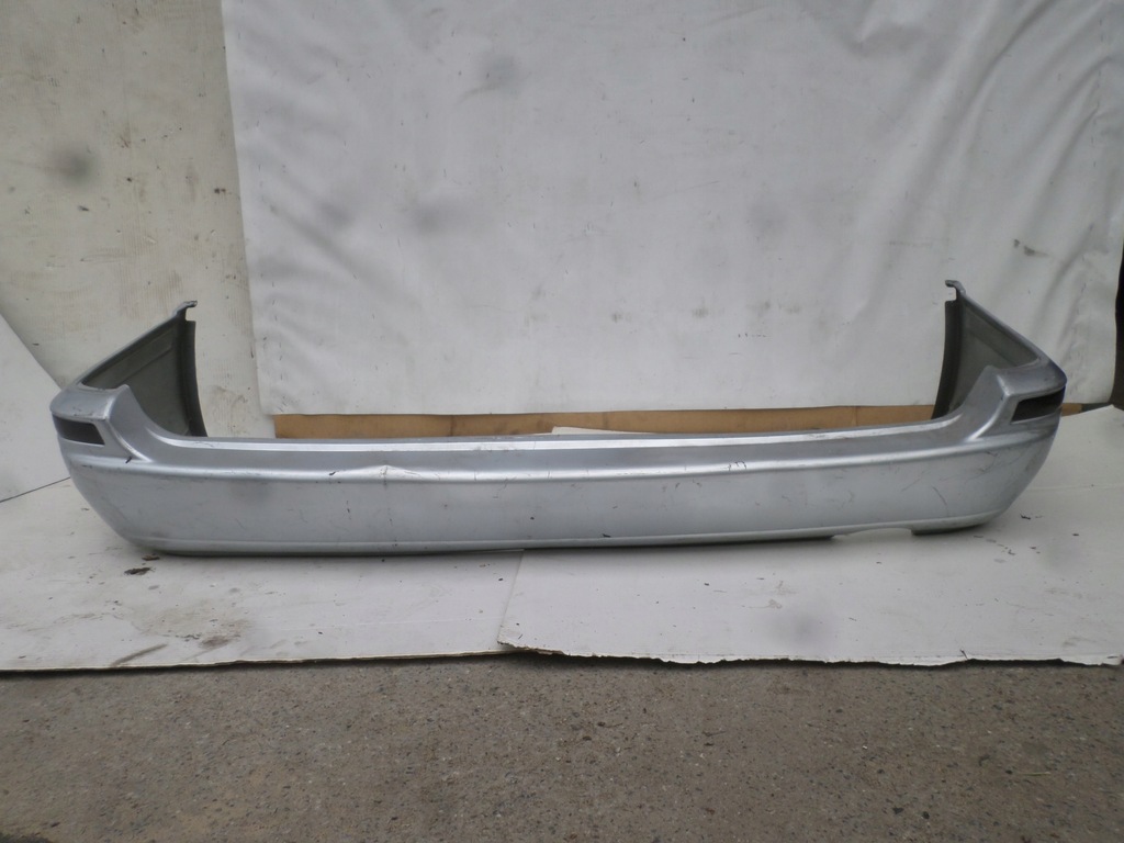 фото №1, Бампер задняя nissan primera p10 kombi 1993 r