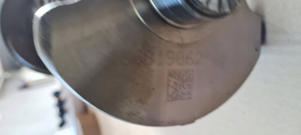 A4 b9 8w рестайлинг  wał коленчатый 2.0 tfsi 06l105101f 06lf a5 8w q5 a6 c7 Доставка