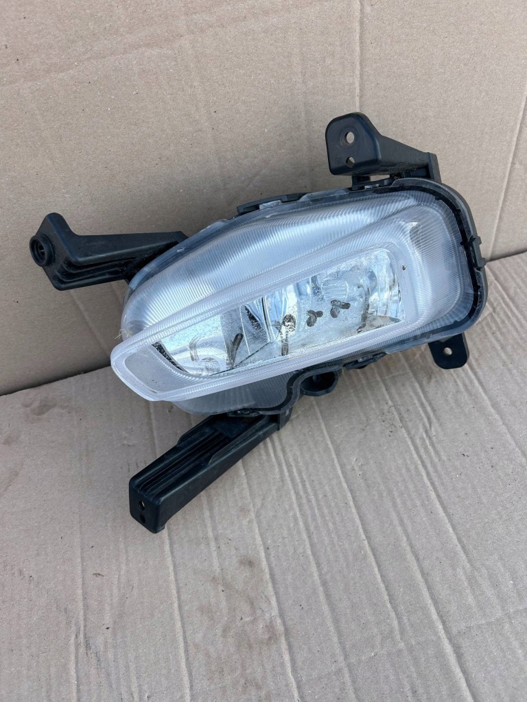 фото №1, Kia ceed iii протитуманна фара лівий передній перед 92201j7000