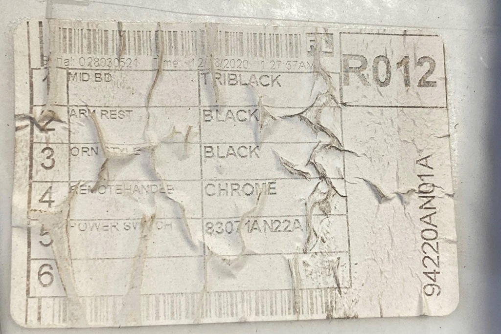 Обшивка задних левых дверь subaru outback br 94220an01a 2.5l бензиновый с Разборки