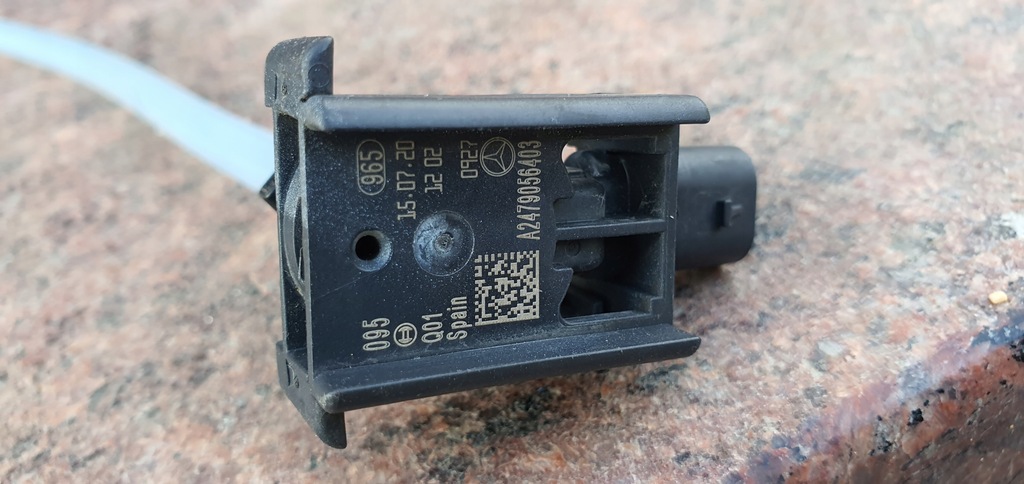 фото №11, Mercedes gla h247 2019- датчик защиты пешеходов удара