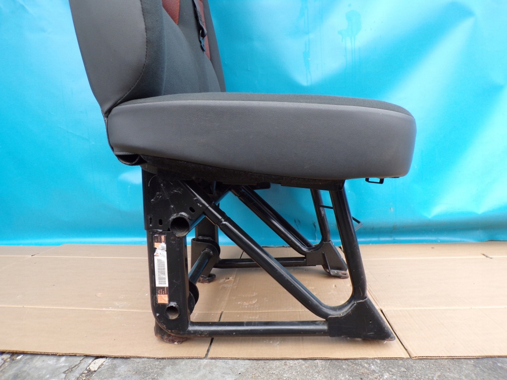 фото №10, Ducato 2006- сиденье двойной заднее сиденье пассажира правый ze stolikiem rudy