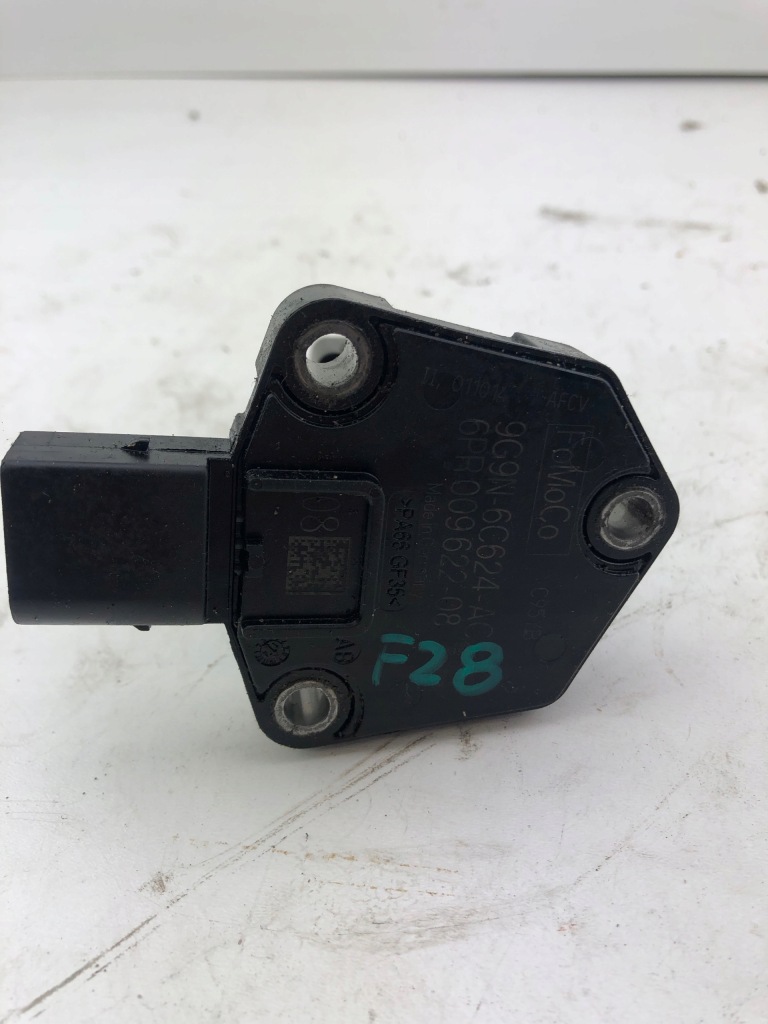 Volvo датчик картера масляний 6pr009622-08 в Україні