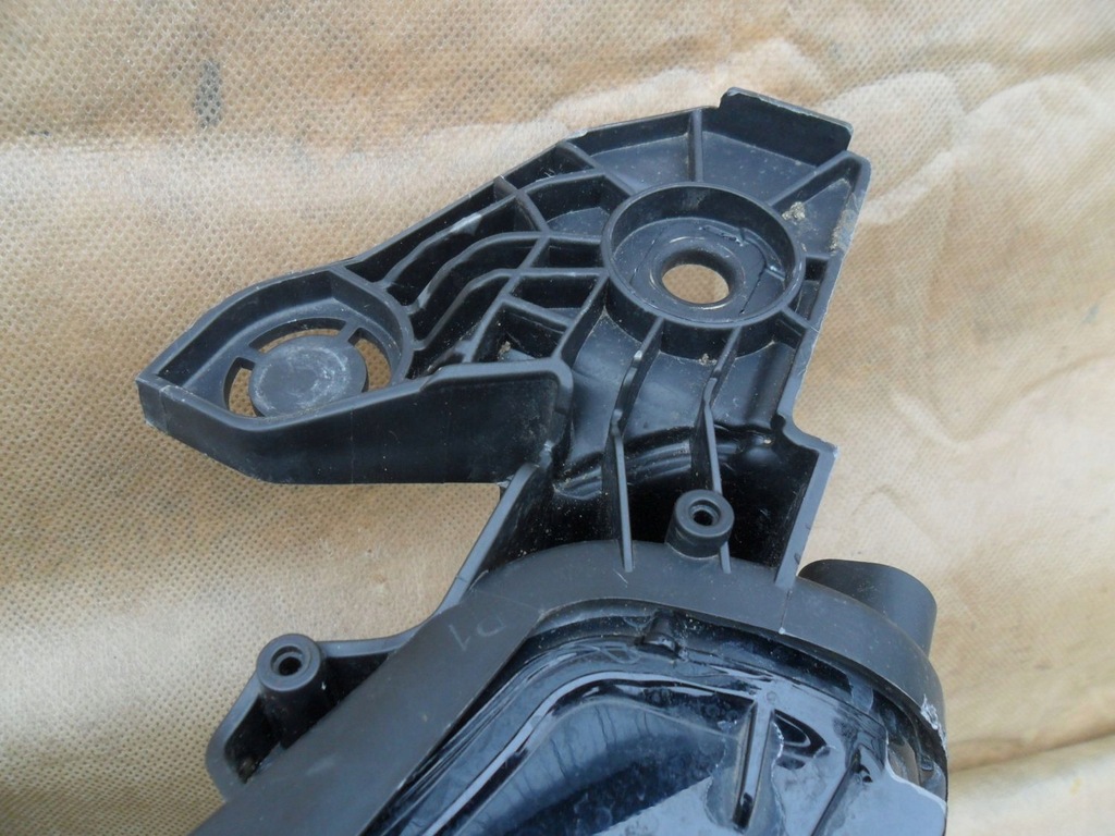 фото №7, Лампа передняя левая peugeot 208 ii