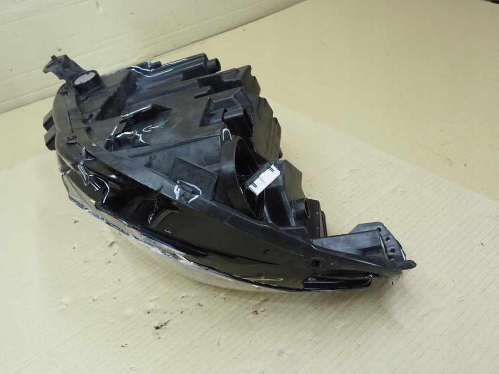 Лампа перед передня права opel corsa f 2019- full led 9829522580 європа Недорого