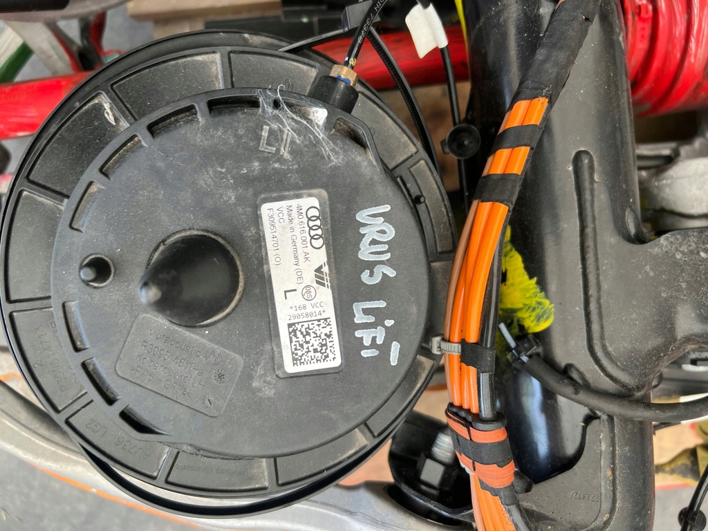 фото №8, Lamborghini urus lift 2024r подвеска kpl поворотный кулак рычаг подрамник приводной вал