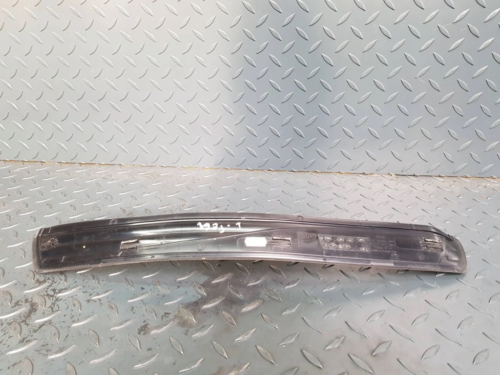 Молдинг левое  задняя порог внутренняя порог 7 034 305 bmw 5 e61 в Украине