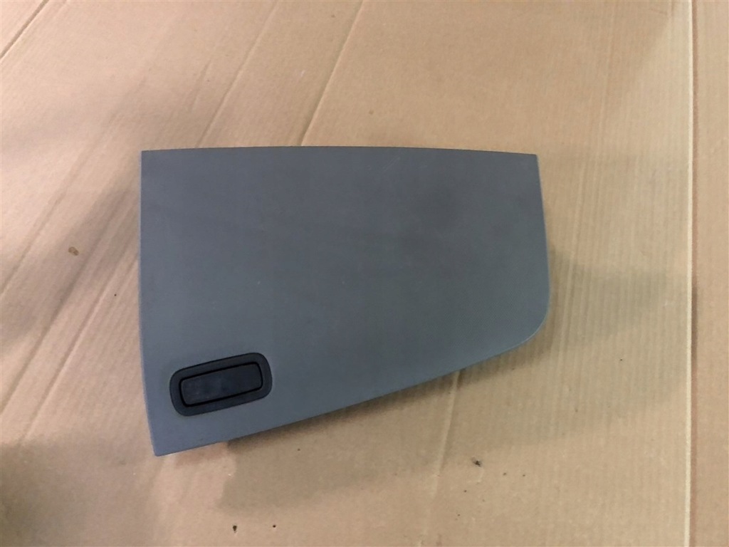 фото №1, Бардачок w панель пассажира renault trafic iii 14-20