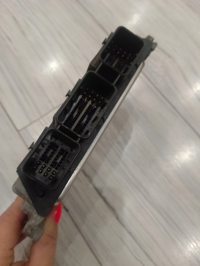 фото №3, Бортовой компьютер блок управления 8200391966 0281011776 renault scenic ii