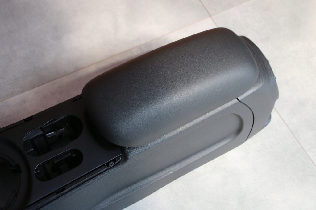 Mini clubman f54 туннель средний подлокотник + зарядное устройство беспроводная Цена