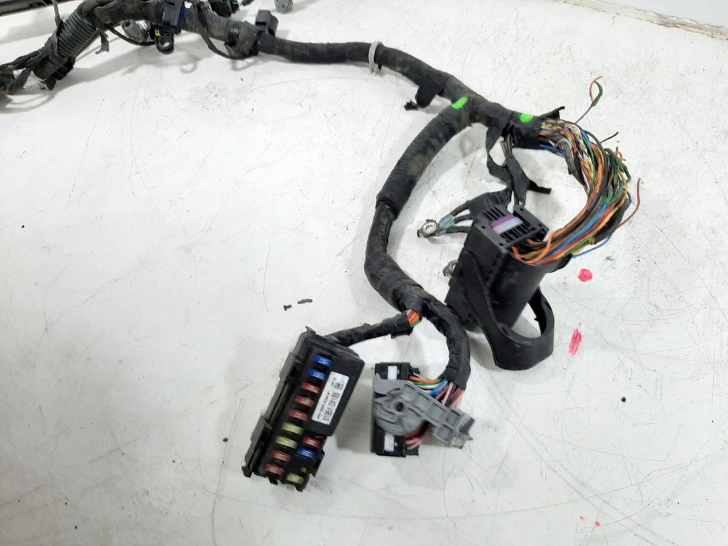 фото №13, Hyundai elantra v lift 1.6 16v 14r электропроводка жгут двигателя 91425-3x030