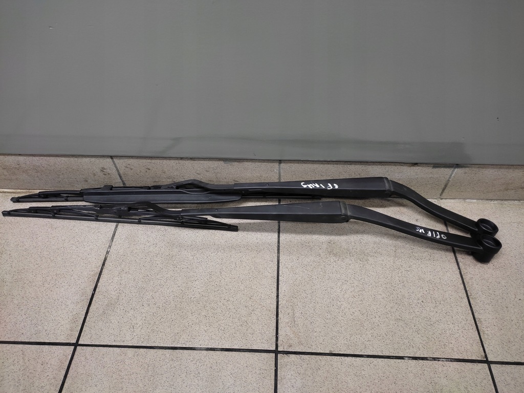 фото №1, Kia opirus важіль важелі двірник перед