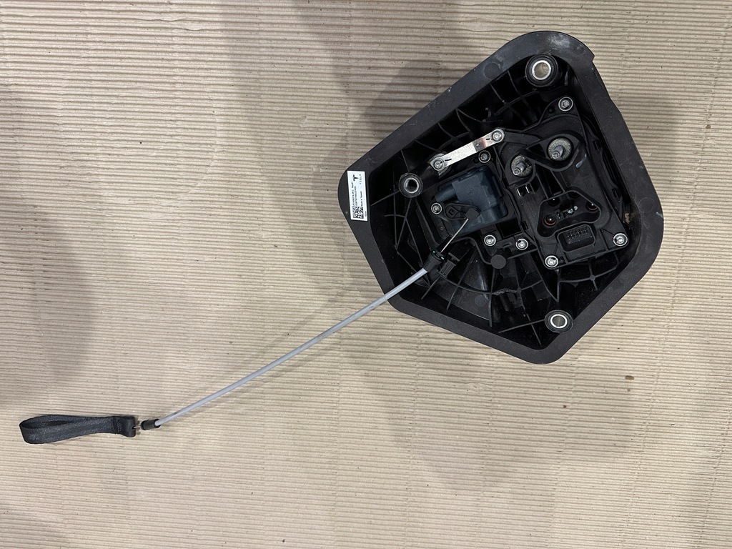 фото №1, Tesla model 3 / model y роз'єм port заряджання europa