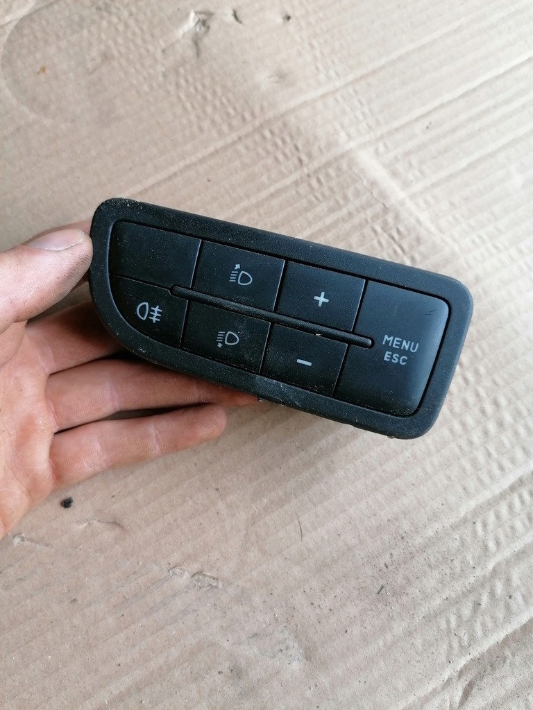 фото №1, Fiat grande punto переключатель регулировка света